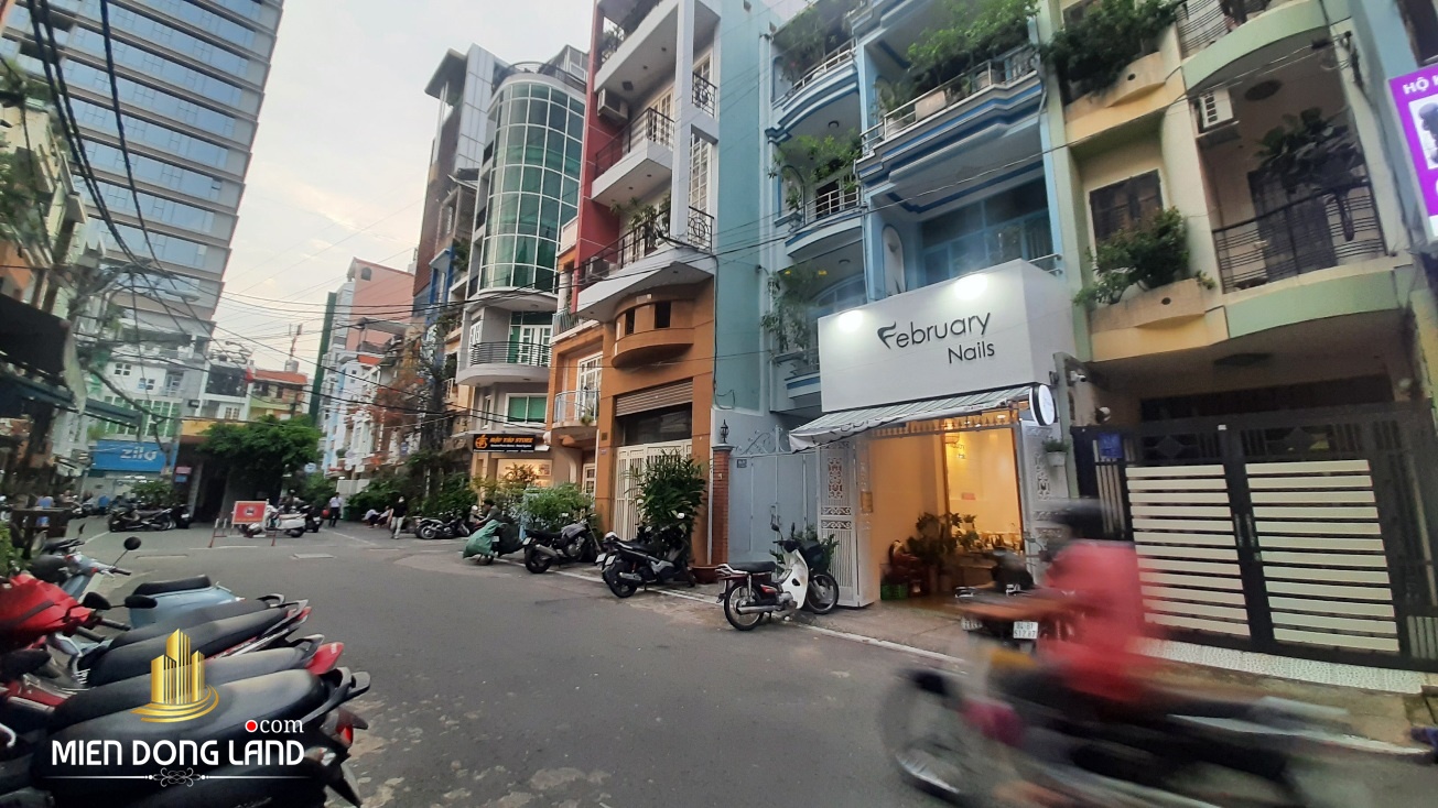Bán nhà Nguyễn Thị Minh Khai, Quận 1. Hẻm 12m. 5 Lầu. Giá 25 Tỷ