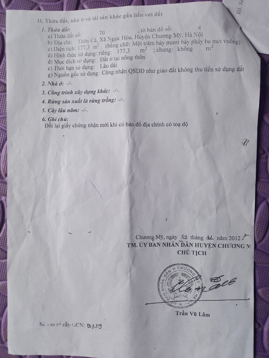 Bán gấp nhà trung tâm Chương Mỹ, Hà Nội, 2 mặt tiền, cách TT Hanoi 8km