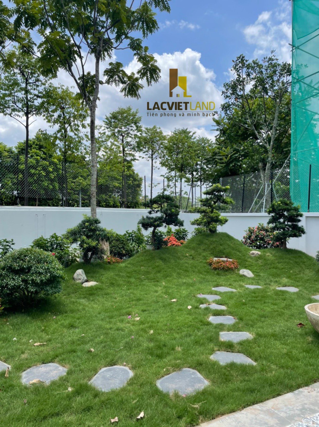 Cần bán gấp biệt thự liền kề tại Garden City Long Biên Hà Nội