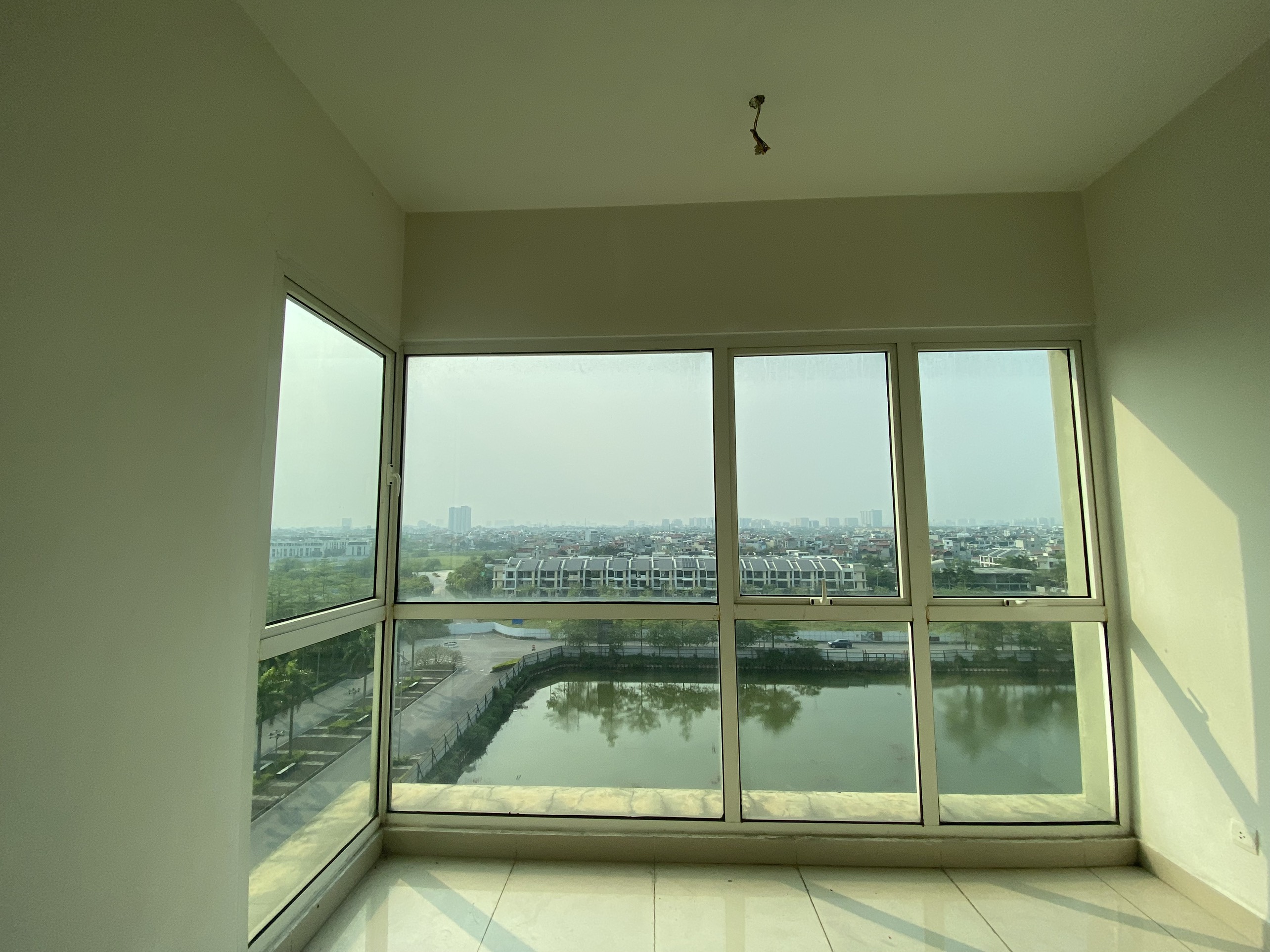 Cần bán gấp căn hộ chung cư Canal Park thuộc Hà Nội Garden City