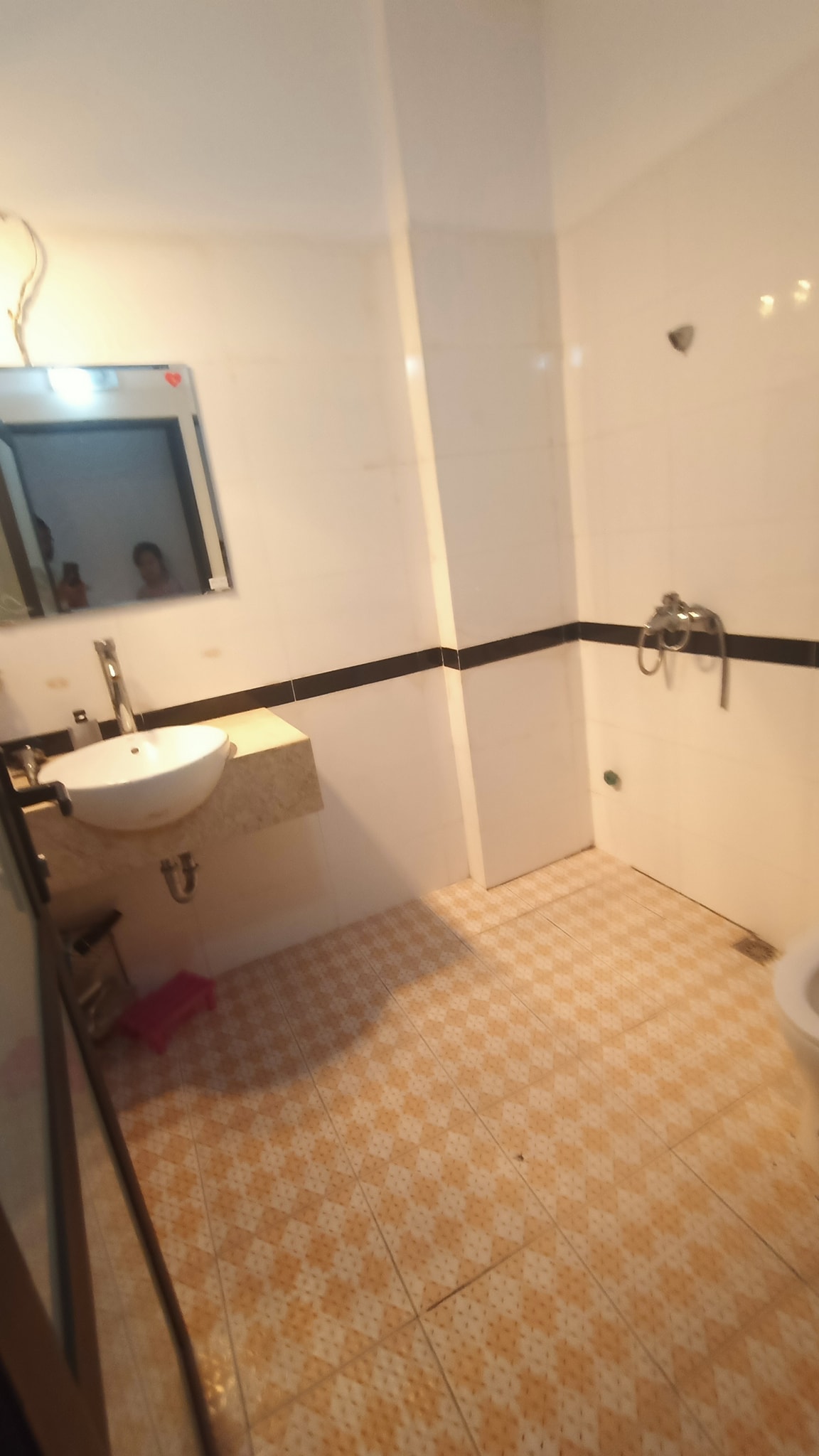 BÁN NHÀ PHỐ BẠCH ĐẰNG, NGÕ THÔNG, S 31M, 4 TẦNG, GIÁ CHỈ 2 TỶ 750