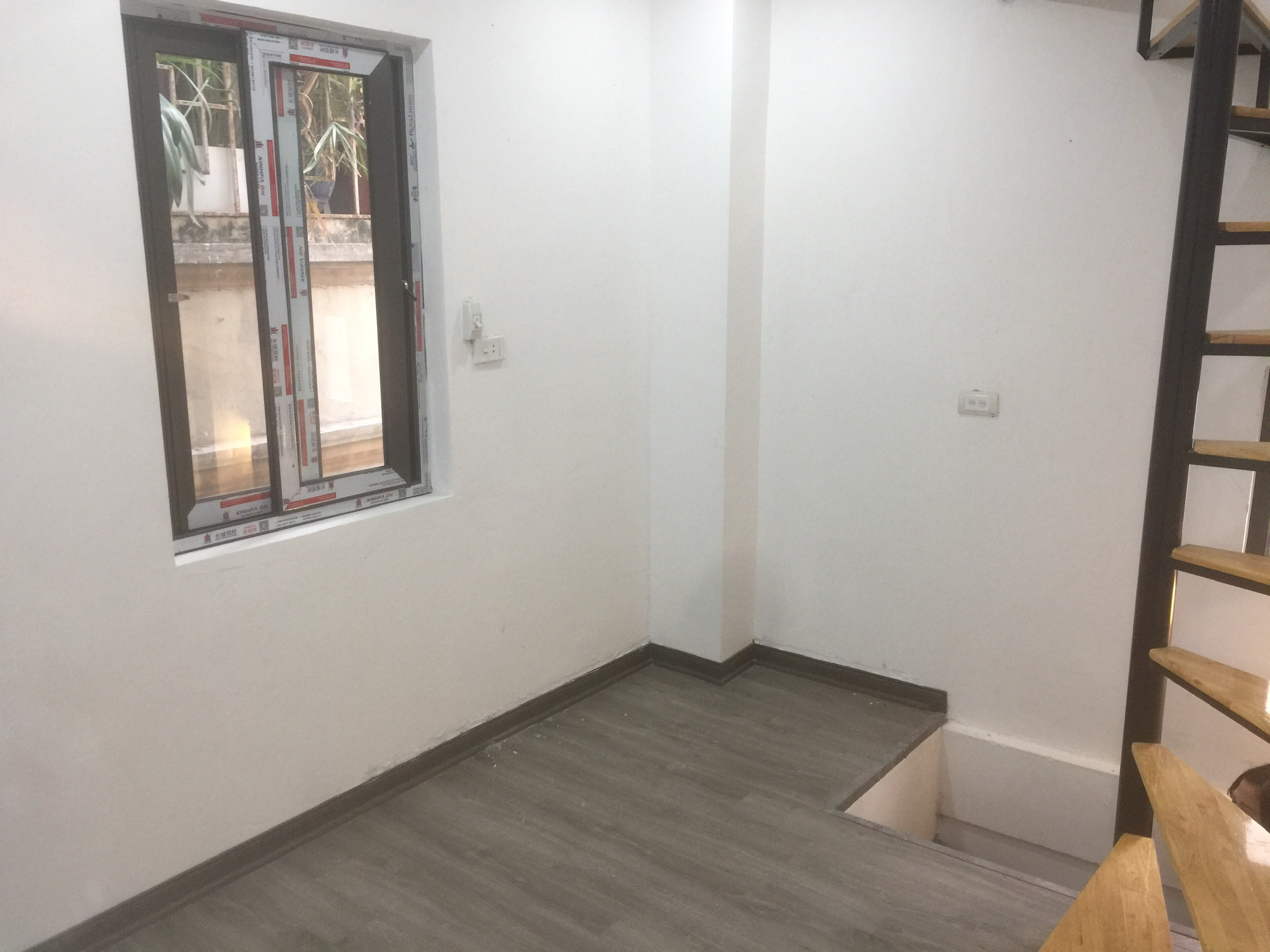 BÁN NHÀ PHỐ HỒNG MAI, S 12M2 x 5 TẦNG, Ô TÔ CÁCH 10M, GIÁ CHỈ 1 TỶ 3
