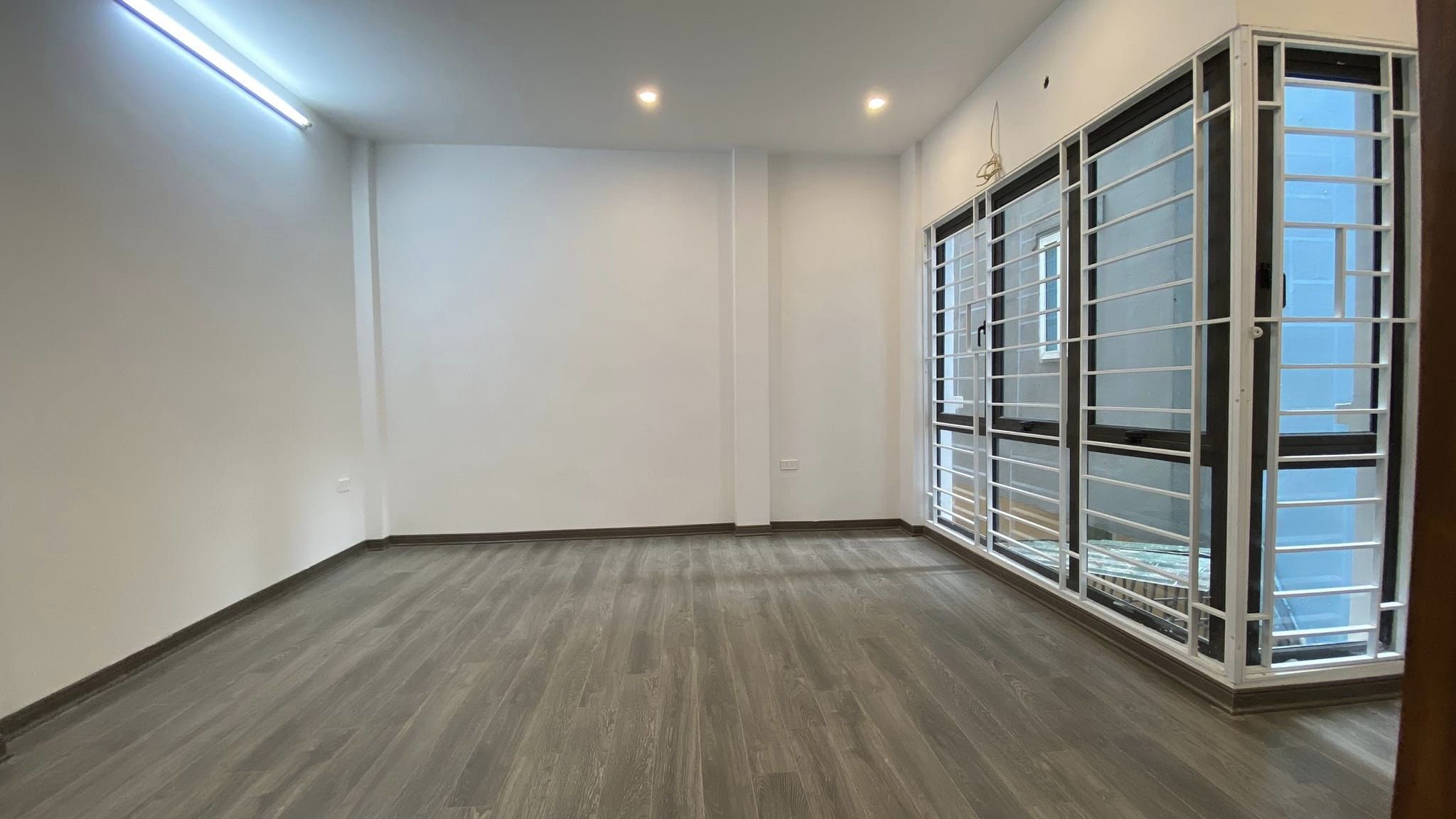BÁN NHÀ NGÕ QUỲNH, NGÕ BA GÁC ĐỖ CỬA, S 42M X 4 TẦNG, GIÁ CHỈ 4 TỶ 3