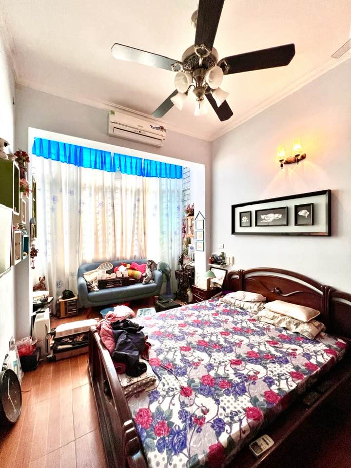 Bán nhà mặt phố Cù Chính Lan,DT 30m x 4 tầng,mặt phố kinh doanh