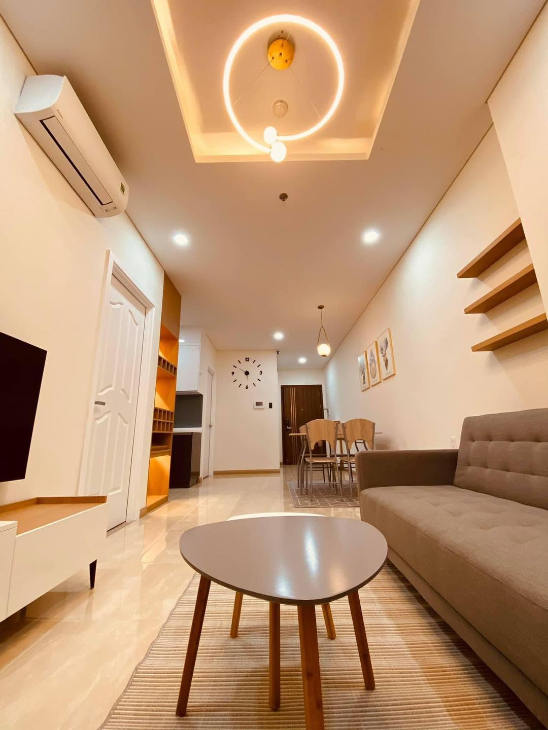 Cho thuê căn hộ Monarchy Đà Nẵng view sông hàn