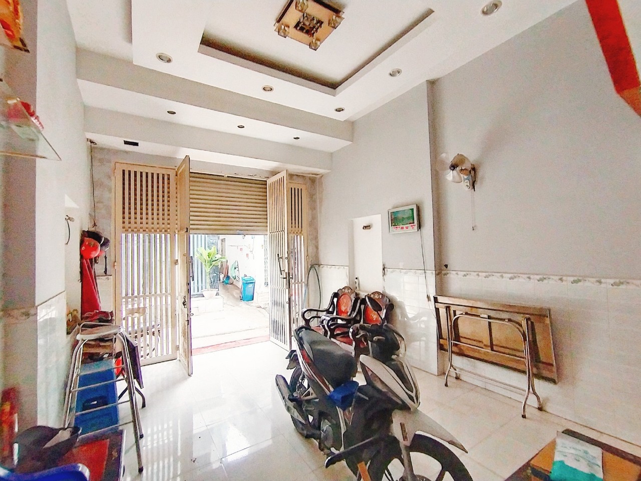 Cần bán gấp nhà mặt tiền đang cho thuê làm VP, DT 86m2, chỉ 6.61 tỷ.