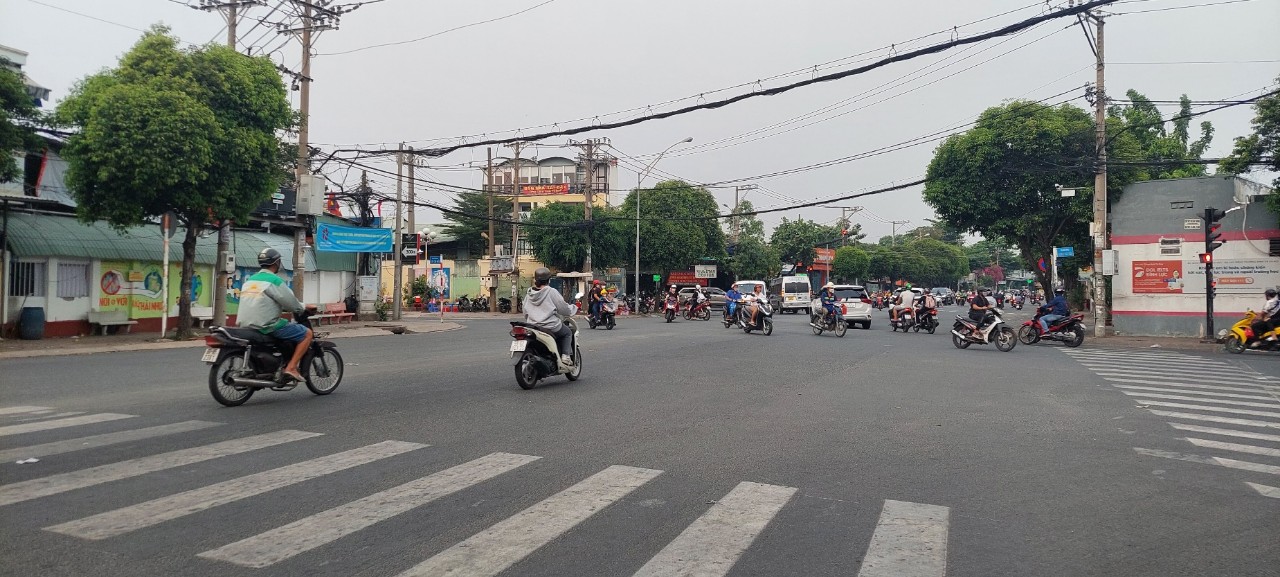 Bán nhà 5 Tầng Chế Lan Viên, Tây Thạnh gần cộng hòa chỉ 8 tỷ.