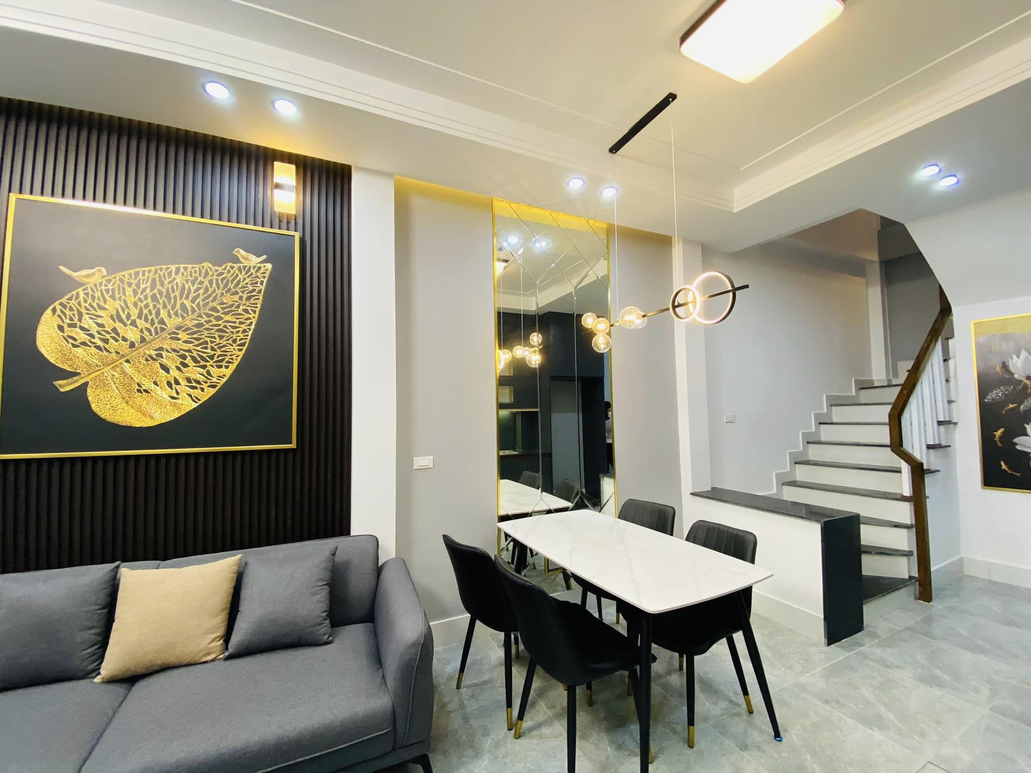 03 thoáng_Ô TÔ_Ở SƯỚNG_Bán nhà Chùa Bộc 61 m2 CHỈ 6.8 tỷ_0946383428