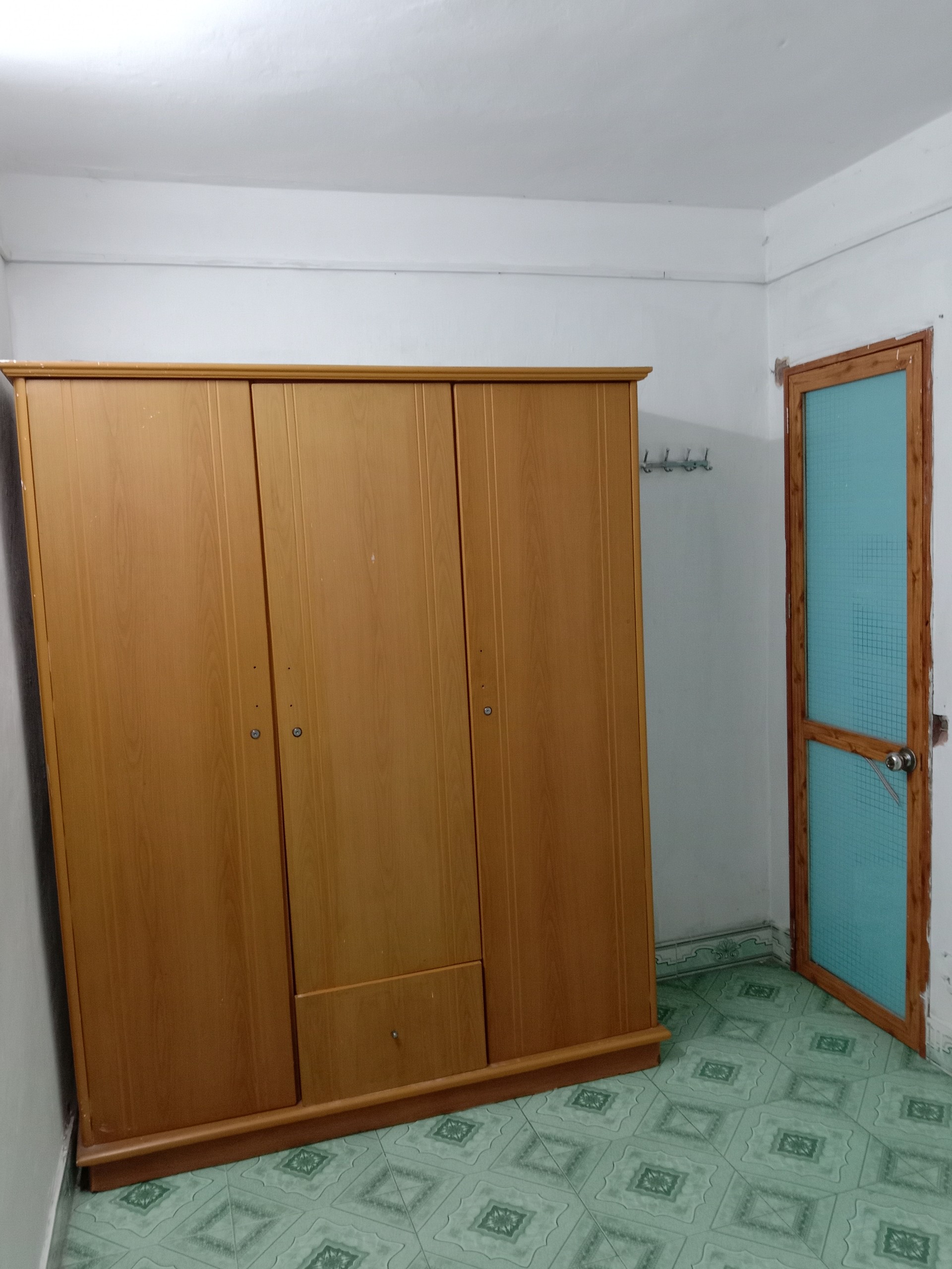Cho thuê lâu dài căn hộ chính chủ ngõ 129 Nguyễn Trãi, Hà Nội