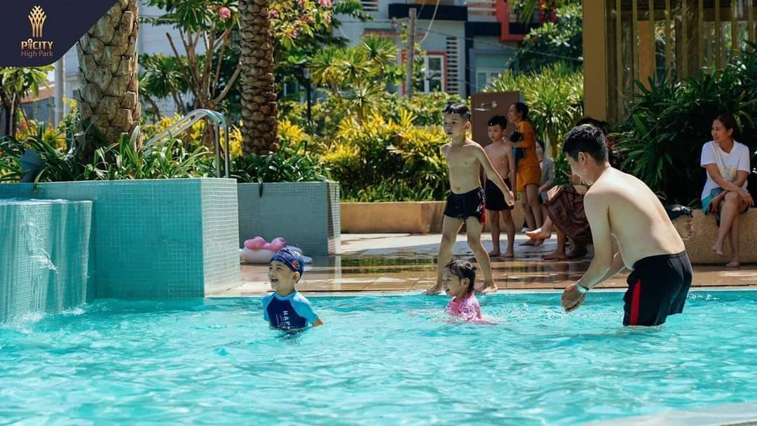 Bán căn hộ mới chưa ai ở góc 2 mặt tiền ,full nội thất (dt57m)gá 1ty8