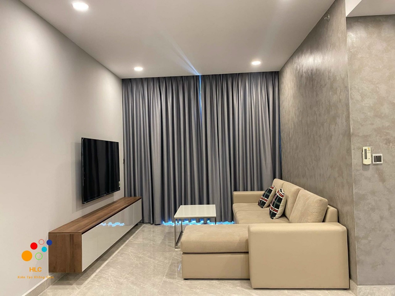 Bán căn hộ mới chưa ai ở góc 2 mặt tiền ,full nội thất (dt57m)gá 1ty8