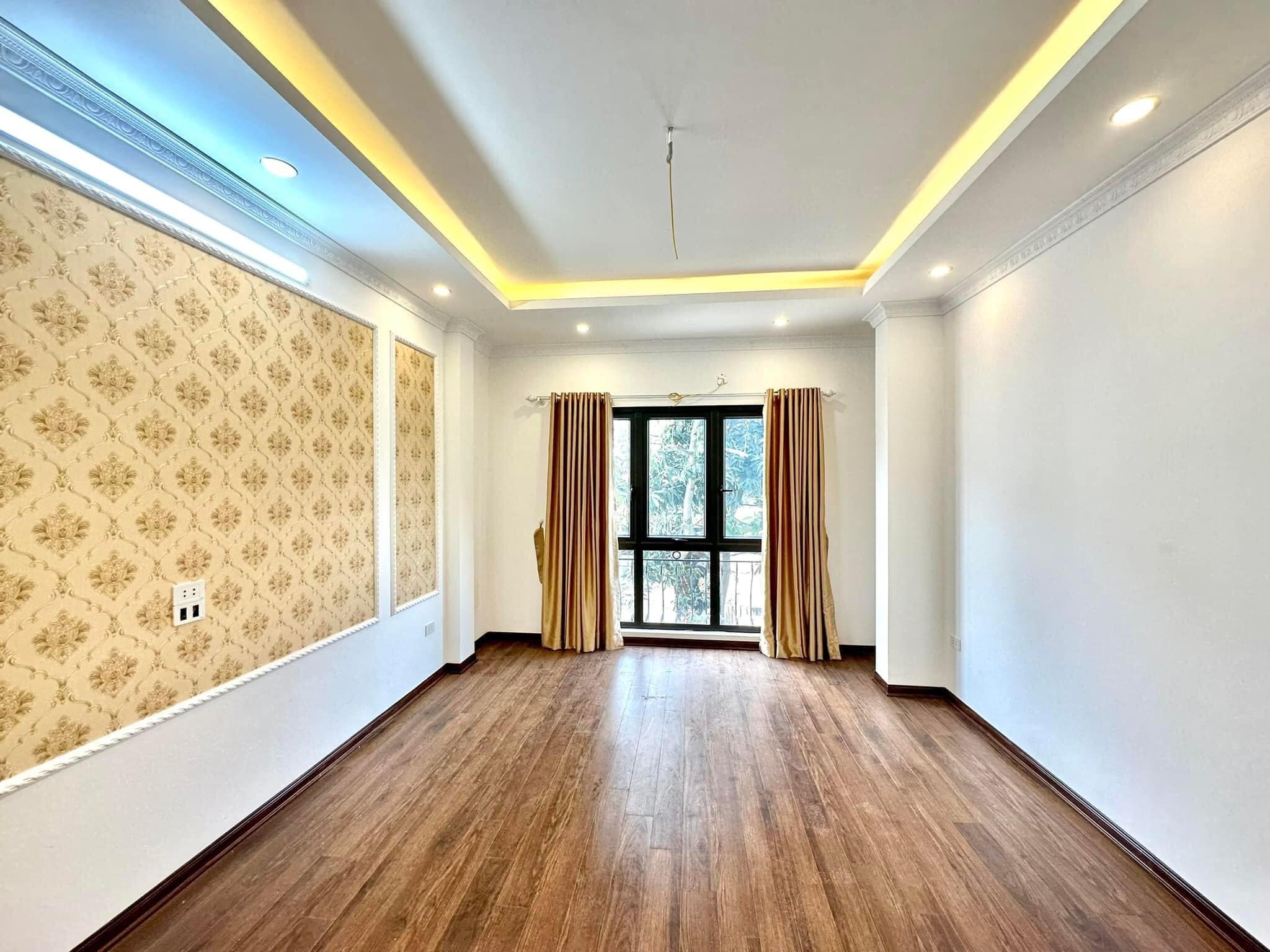 LÔ GÓC, 15m ô tô, nhà Phạm Ngọc Thạch, Phương Liên 62.8m CHỈ 7.05 tỷ