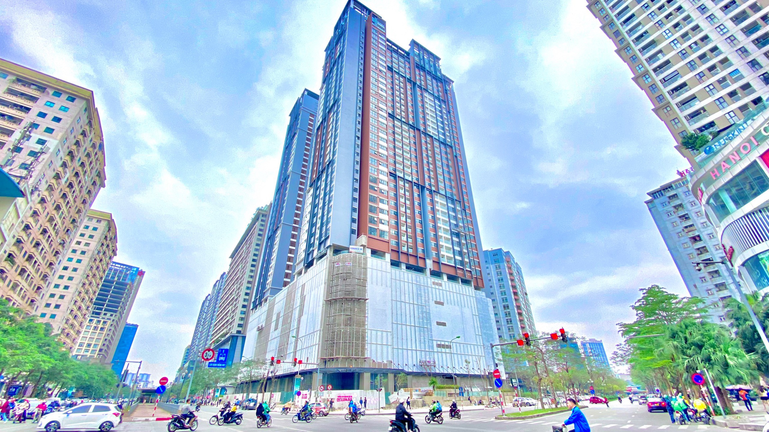 Suất Ngoại Giao Dự Án The Diamond Residence, Quà Tặng 250 Triệu