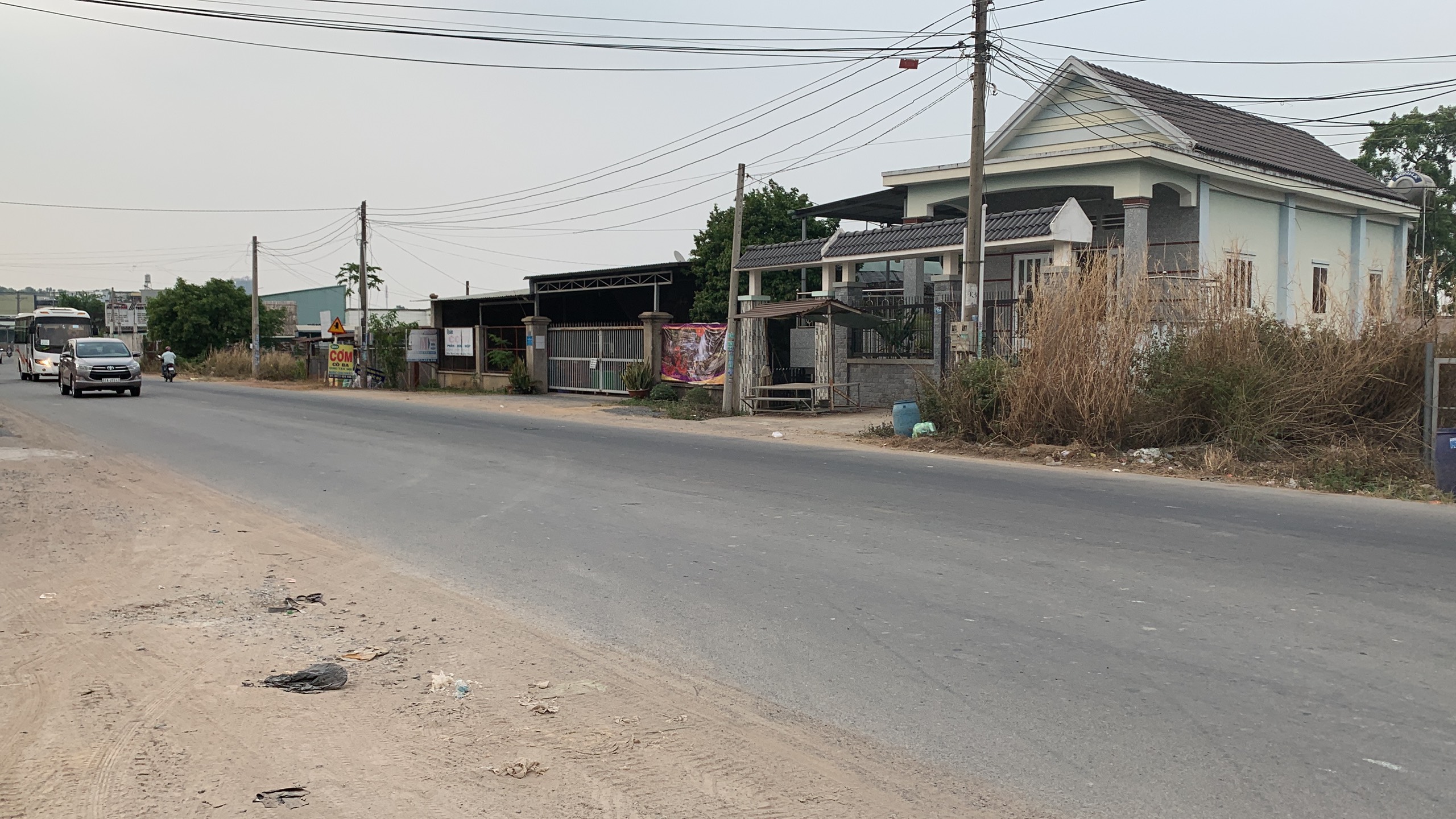Cho thuê khu đất 8.216,8m2 - tại mặt tiền đường Nguyễn Thị Tươi