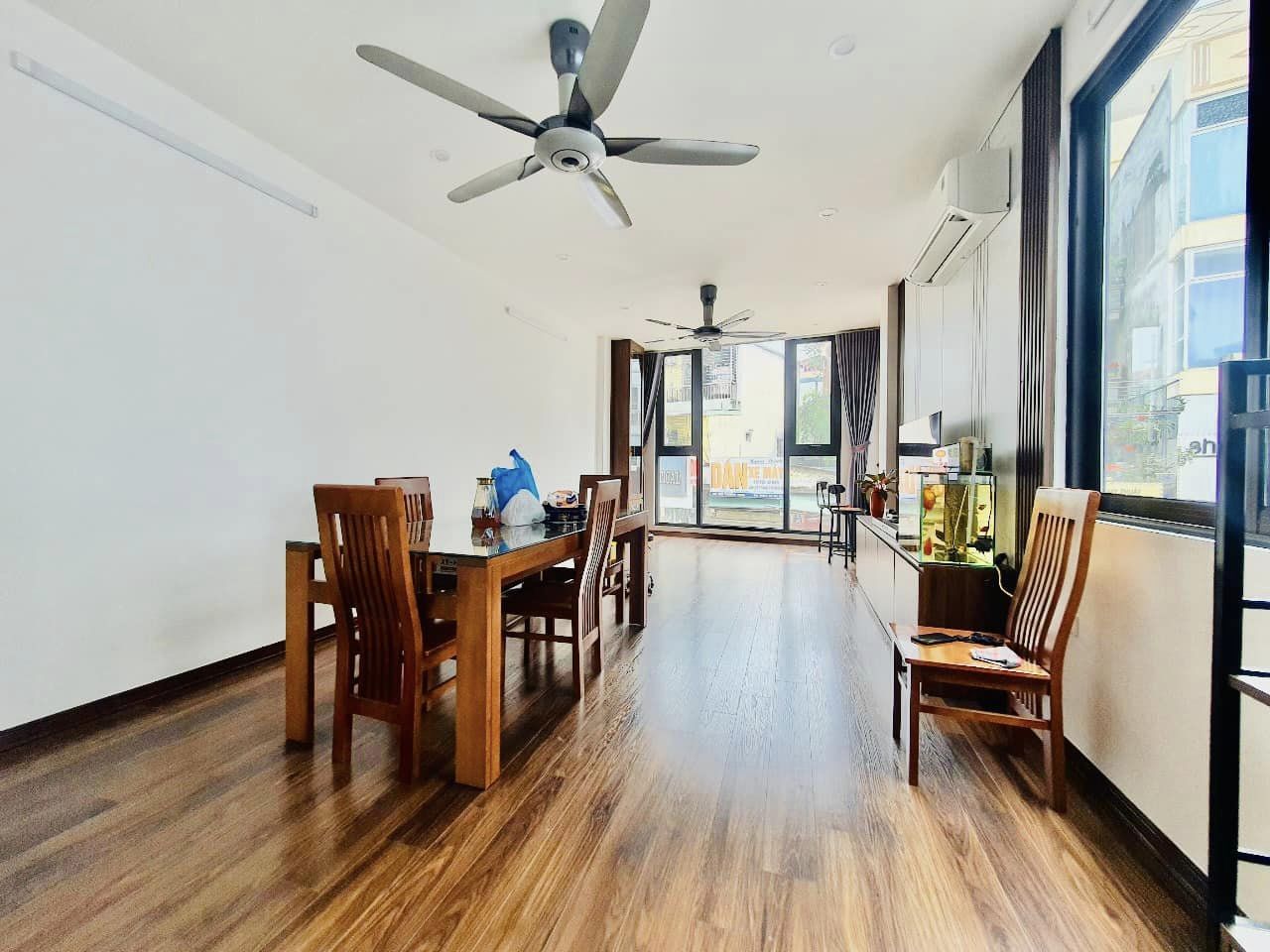 bán nhà mặt phố Trương Định, mặt phố kinh doanh sầm uất