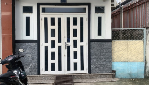 Nhà mới giá rẻ đường CMT8, quận 10, 50m2, 2 tầng, giá chỉ 5.3 tỷ