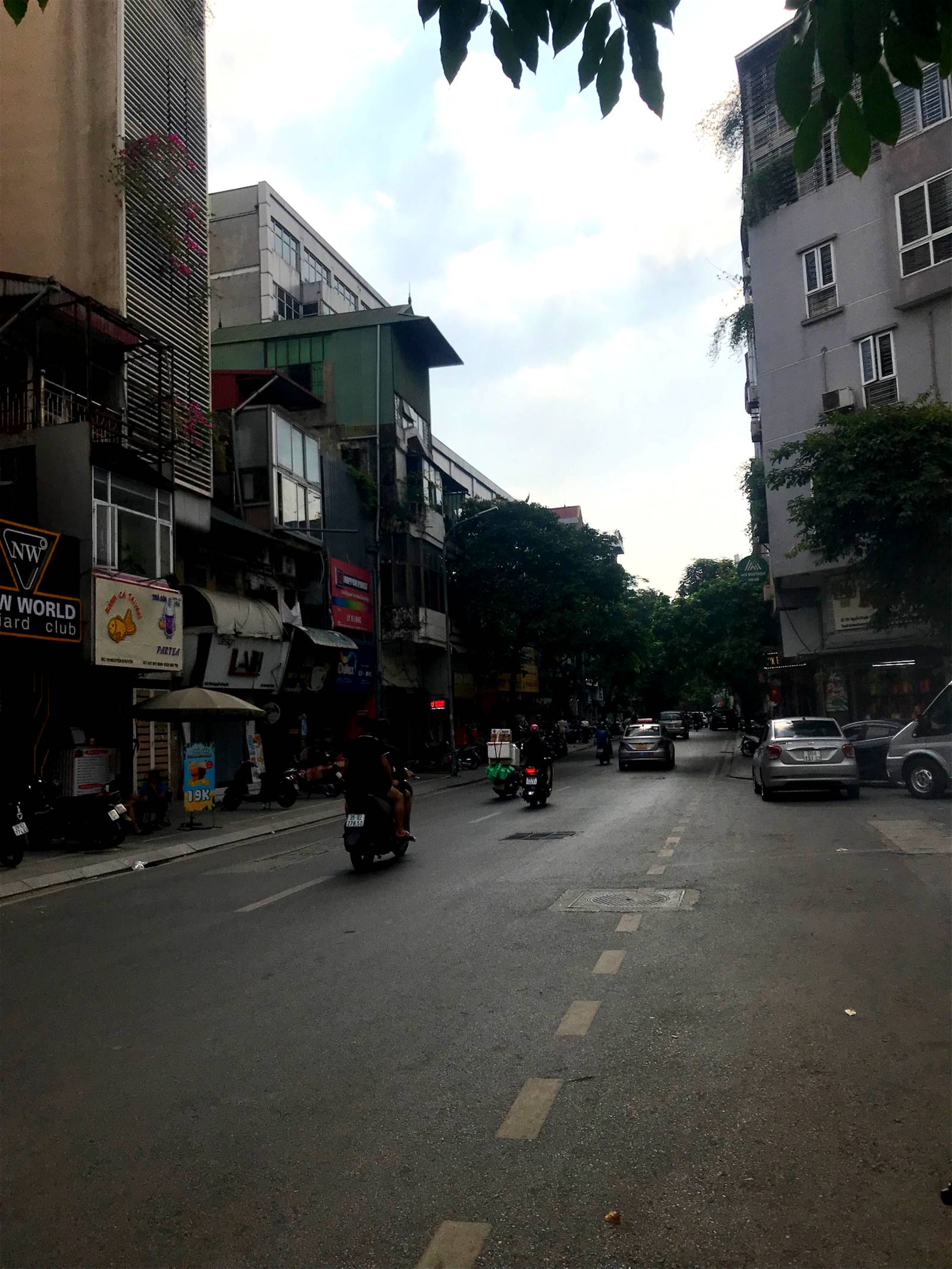 Bán Nhà Mặt Phố Nguyễn Khuyến Vị Trí Đẹp 200m2 Giá 40Tỷ KD Đỉnh