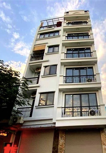 Chính Chủ Nhờ Bán Nhà Phố Đông Tác 65m2 Chỉ 16 Tỷ Thang Máy KD Đỉnh