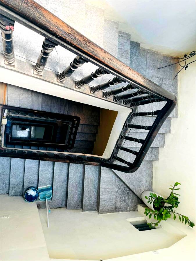 Cần Bán Gấp Nhà Cát Linh KD Cực Tốt 125m2 Giá 54 tỷ  Vượng Lộc