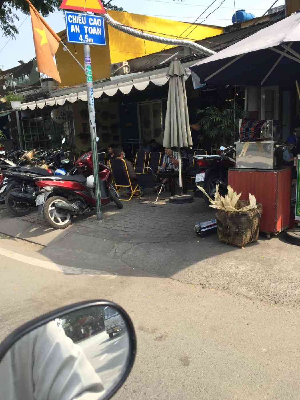 nhà mặt tiền Trần xuân Soạn,  p. tt tây, Q7 Tp hcm, 7tr/th.