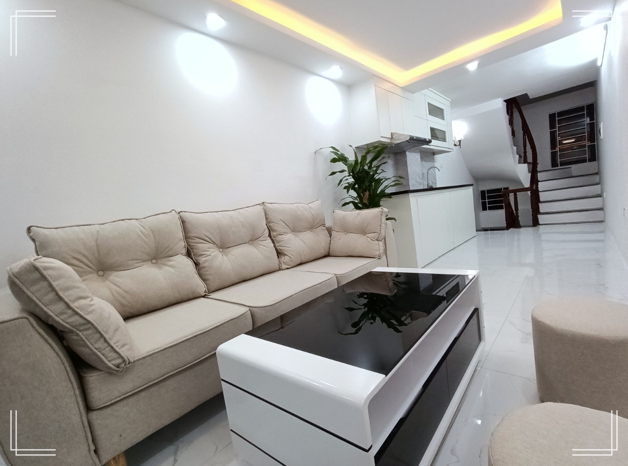 Bán nhà Cát Linh, ôtô đỗ cửa, kinh doanh, 30m2, 6 tầng, chỉ 4.95 tỷ.