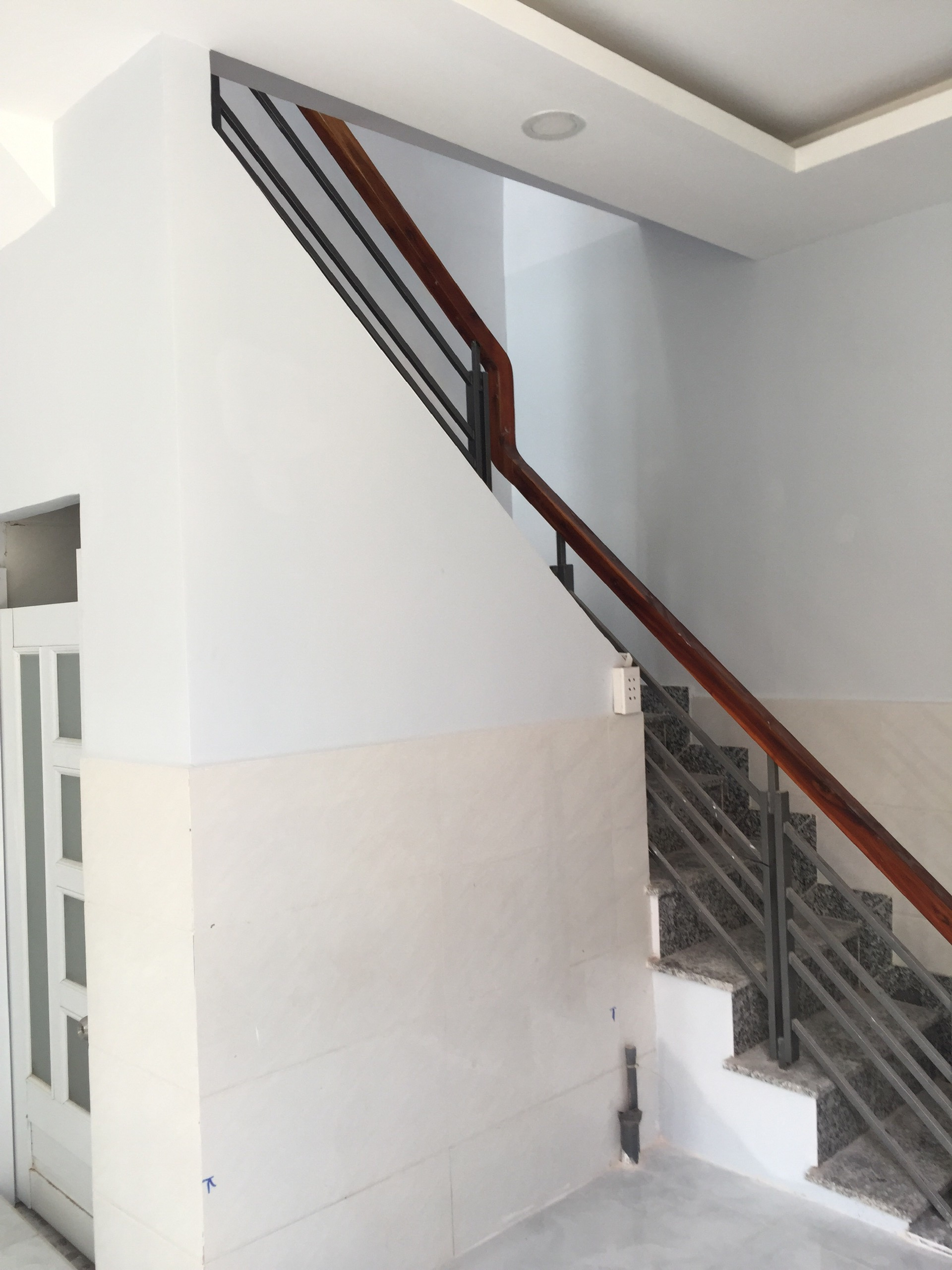 Nhà giá rẻ trung tâm quận 7, tp hcm, chỉ 1,35 tỷ.