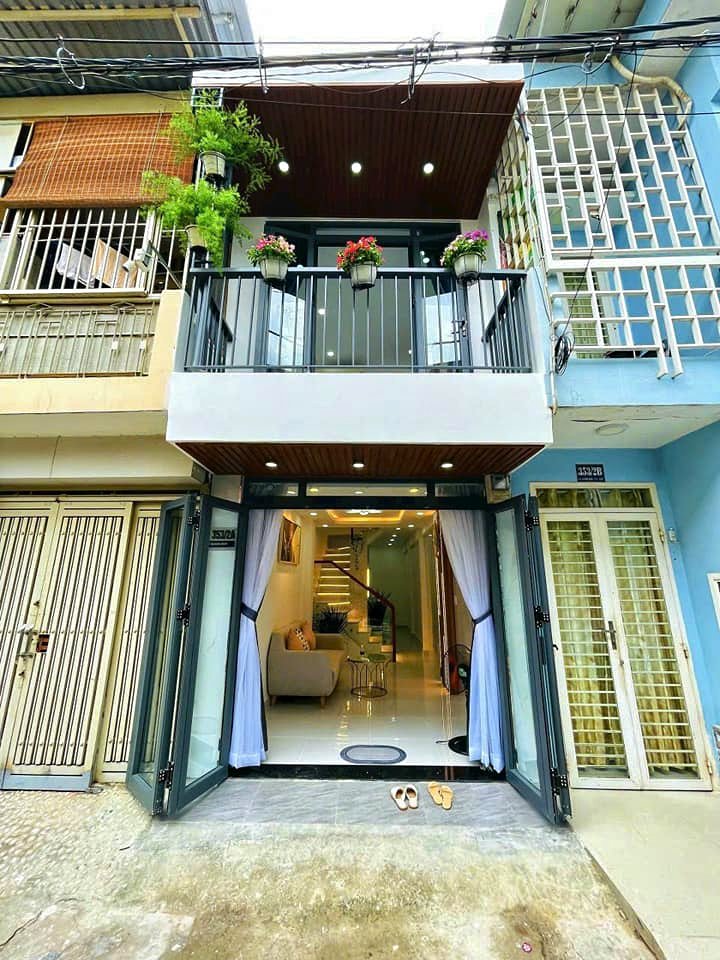 BÁN GẤP NHÀ Q8 TẠ QUANG BỬU ĐẦY ĐỦ NỘI THẤT CHỈ DỌN VÀO Ở THÔI