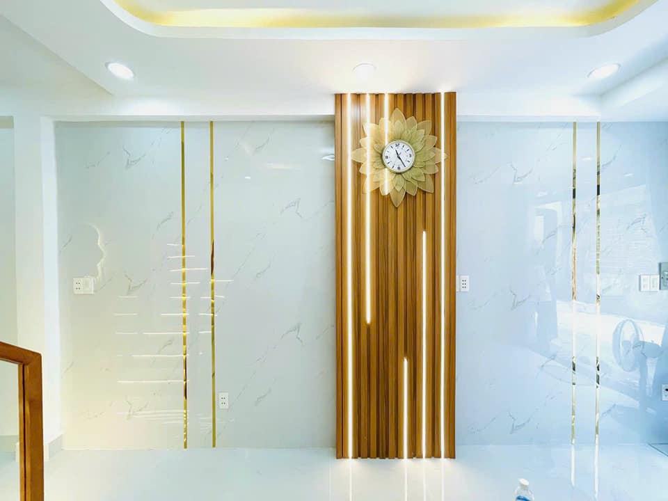 BÁN GẤP NHÀ Q8 TẠ QUANG BỬU ĐẦY ĐỦ NỘI THẤT CHỈ DỌN VÀO Ở THÔI