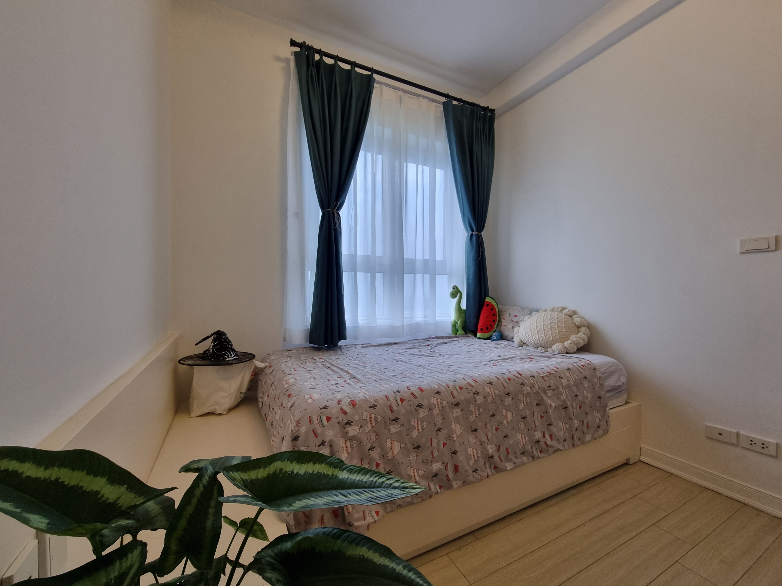 Bán căn hộ 3PN tại tòa C1 Rừng Cọ KĐT Ecopark Hưng Yên giá 3.1 tỷ