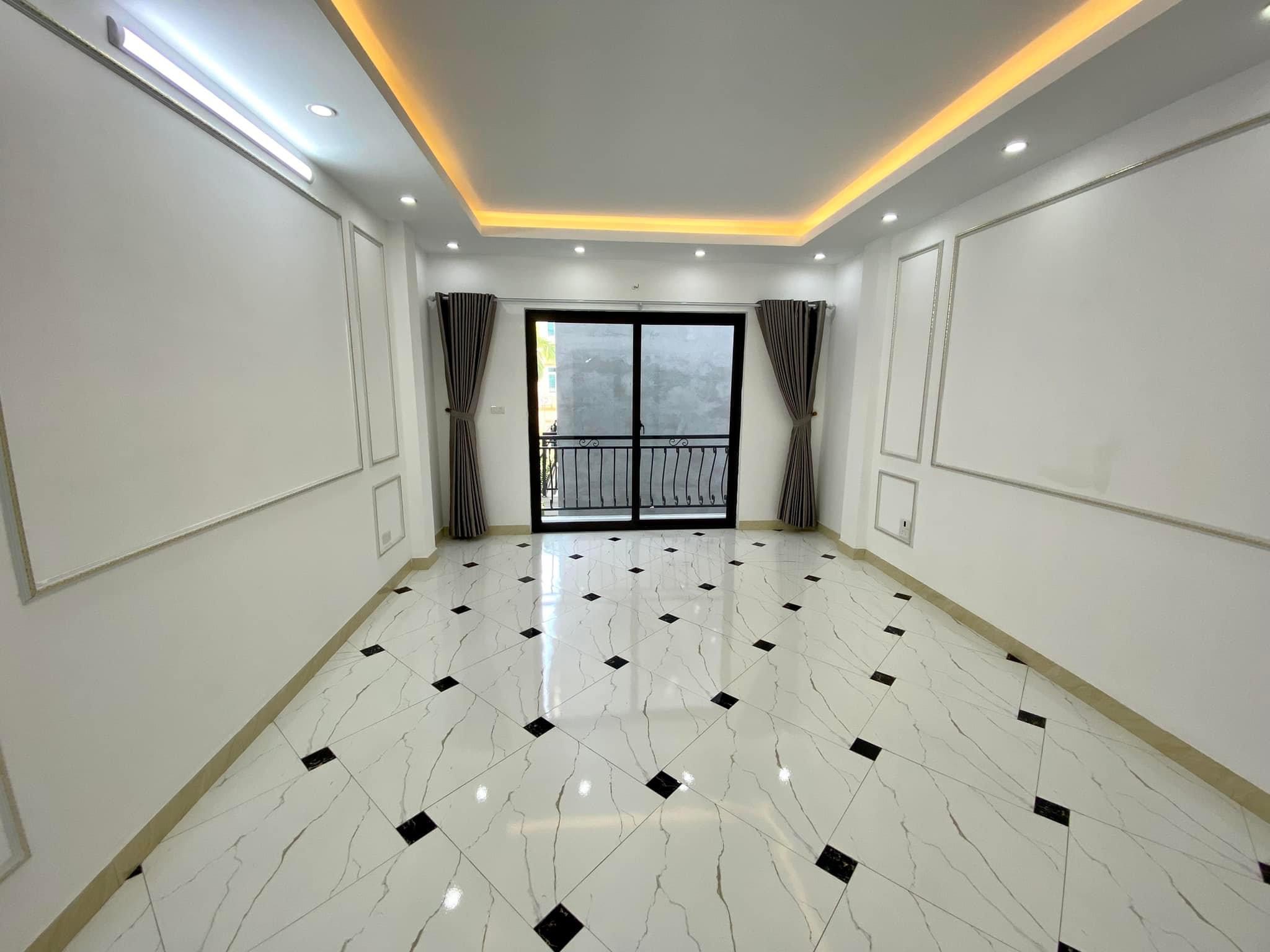 Nhà Dân Xây Cực Chắc Chắn - Q. HOÀNG MAI - Nhỉnh 2 tỷ - Nhiều tiện ích