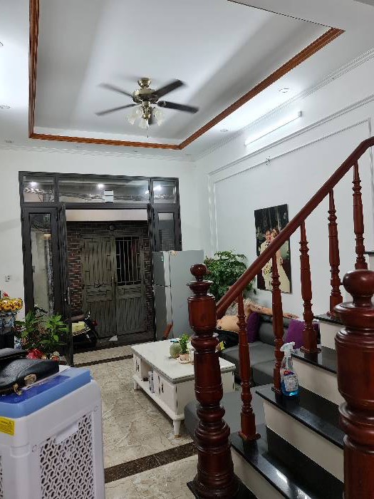 NHÀ ĐẸP  TÂN MAI 40M NGÕ THÔNG TIỆN ÍCH NGẬP TRÀN