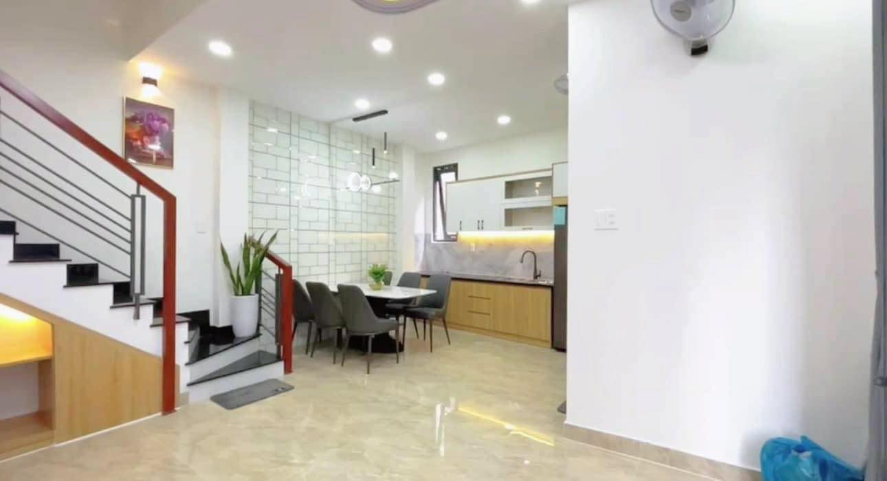 BÁN NHÀ 2MT SHR-HXH 38M2-3TANG QUANG TRUNG GÒ VẤP -FULL NT - 4TY NHỈNH