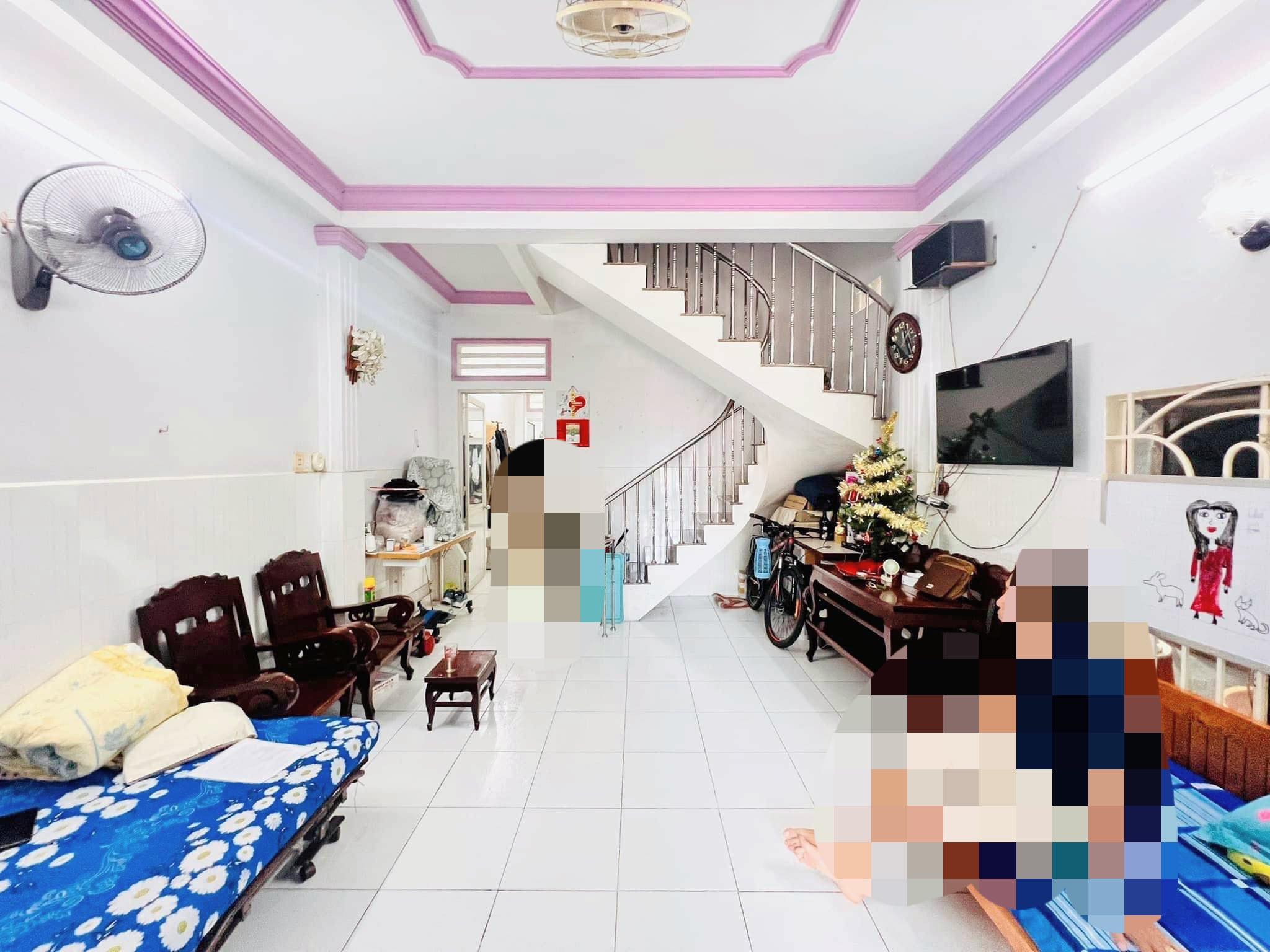 bán nhà sgr gần Emart Phan Huy Ích 64m2-3tang-hẻm xe tải - 5ty nhỉnh