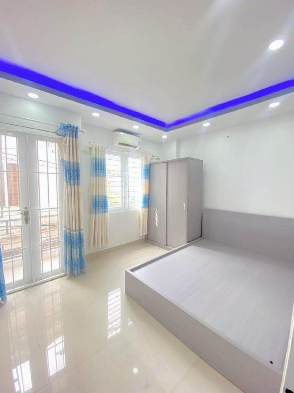 BÁN NHÀ 29M2-2TANG NGAY EMART PHAN HUY ÍCH-HẺM 3 GÁC- NỞ HẬU-3ty NHỈNH