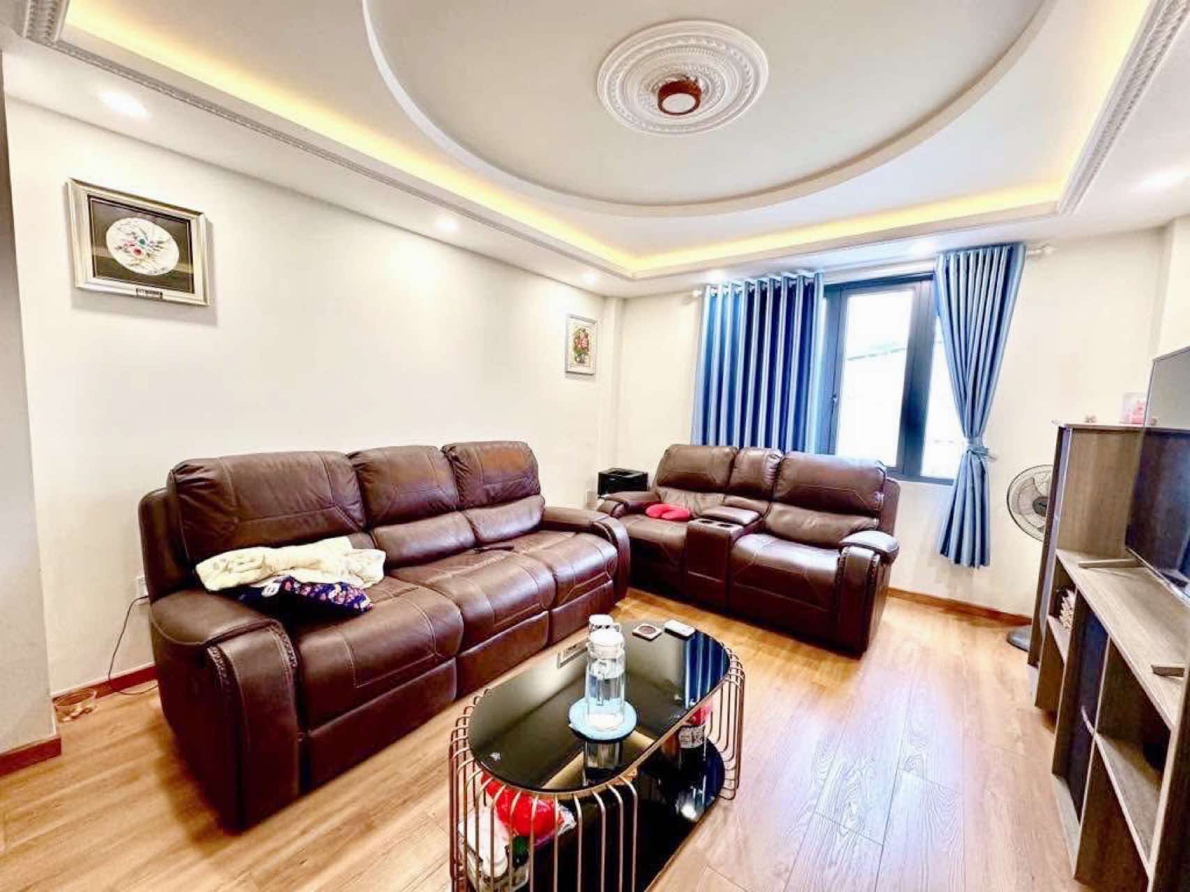 BÁN NHÀ 55M2-5TANG LÊ THỊ RIÊNG , ĐƯỜNG 8M , LIỀN KỀ UBND Q12 , 6 TỶ