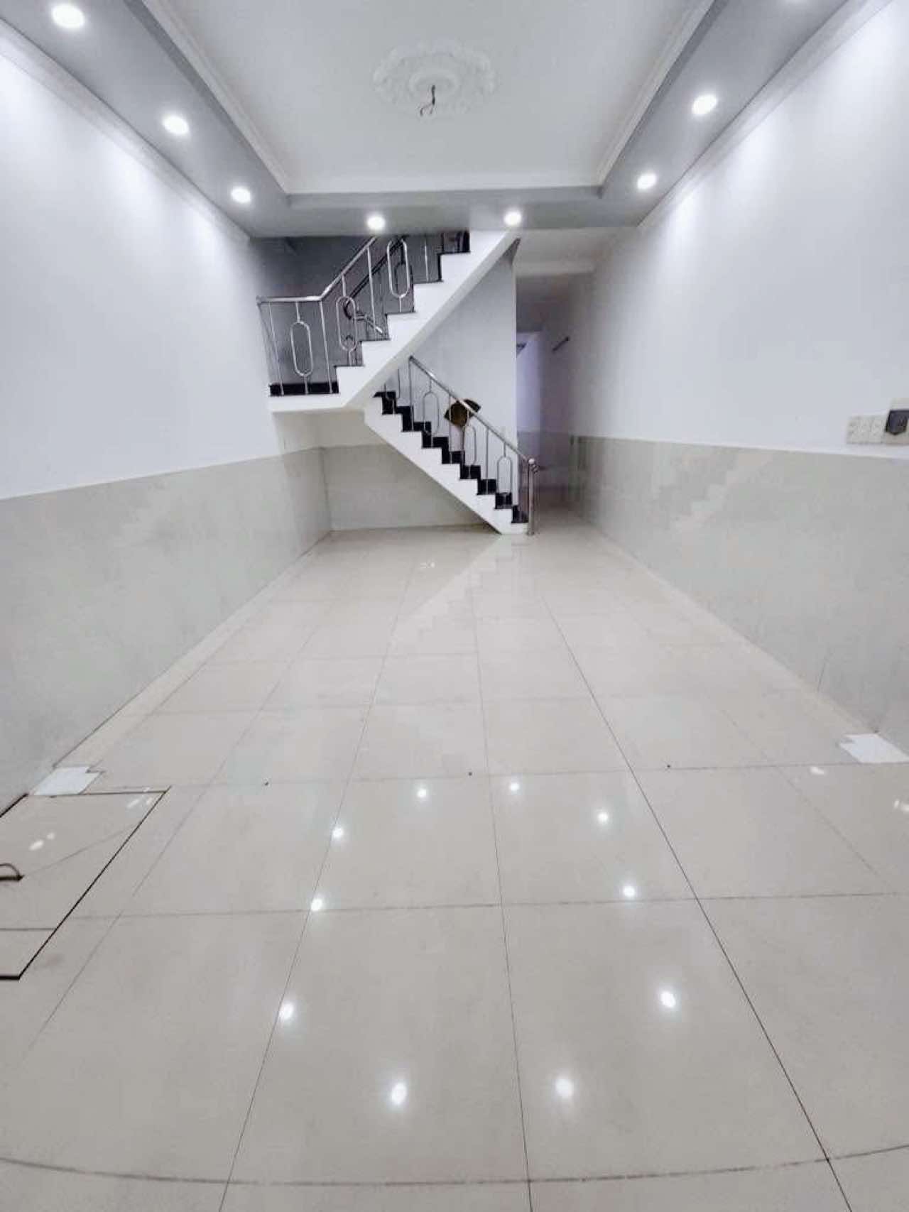 BÁN NHÀ HXH 88M2-2TANG BÙI VĂN NGỮ Q12 , SÁT NGÃ 3 ĐÔNG QUANG - 5,8 TỶ