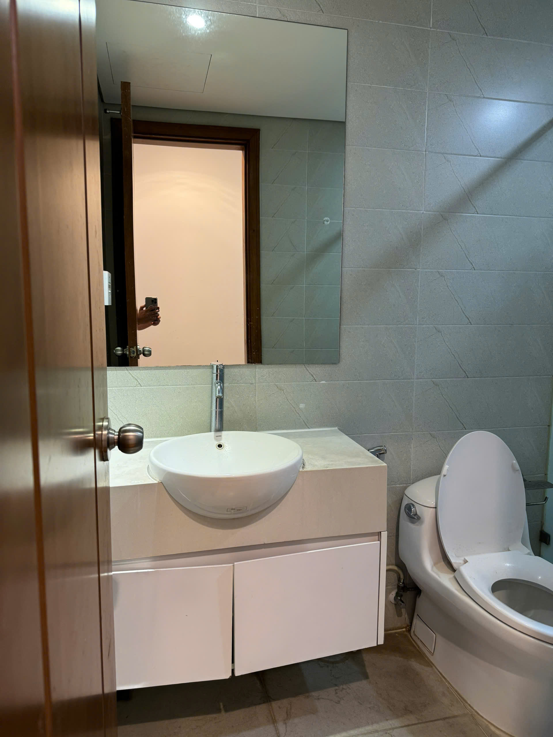 Cần bán nhanh căn hộ 3PN Park Hill - giá siêu tốt