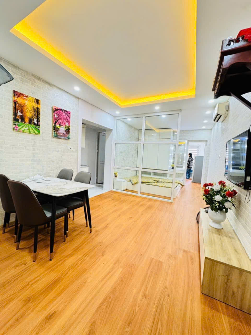 Cần bán căn hộ tập thể ở phố Thanh Nhàn, Hai Bà Trưng
