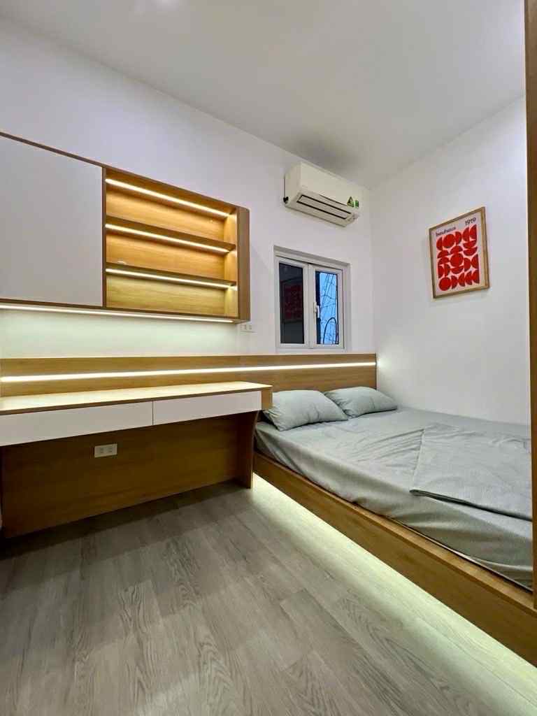 Cần bán căn hộ tập thể ở đường Trần Khát Chân, Nguyễn Khoái