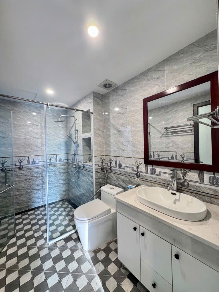 Bán nhà 40m2 5 tầng ở phố Minh khai gần Times city