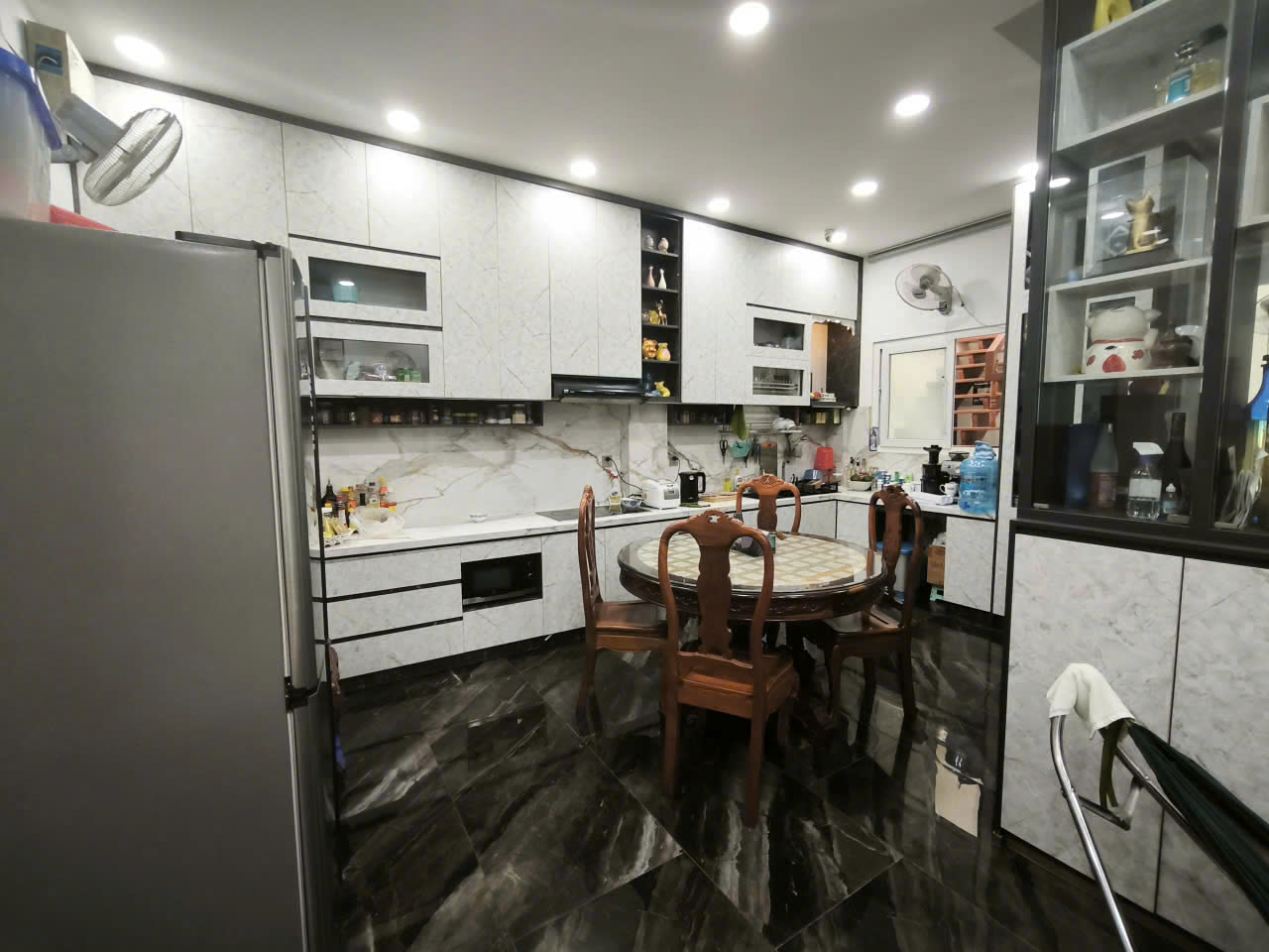 Bán nhà 2 mặt tiền 1 trệt 4 lầu 1 sân thượng tại Bạch Đằng - Tân Bình