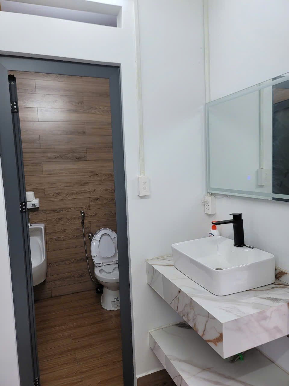 Bán nhà mặt tiền 215 Thích Thiện Hòa, Xã Lê Minh Xuân, Bình Chánh