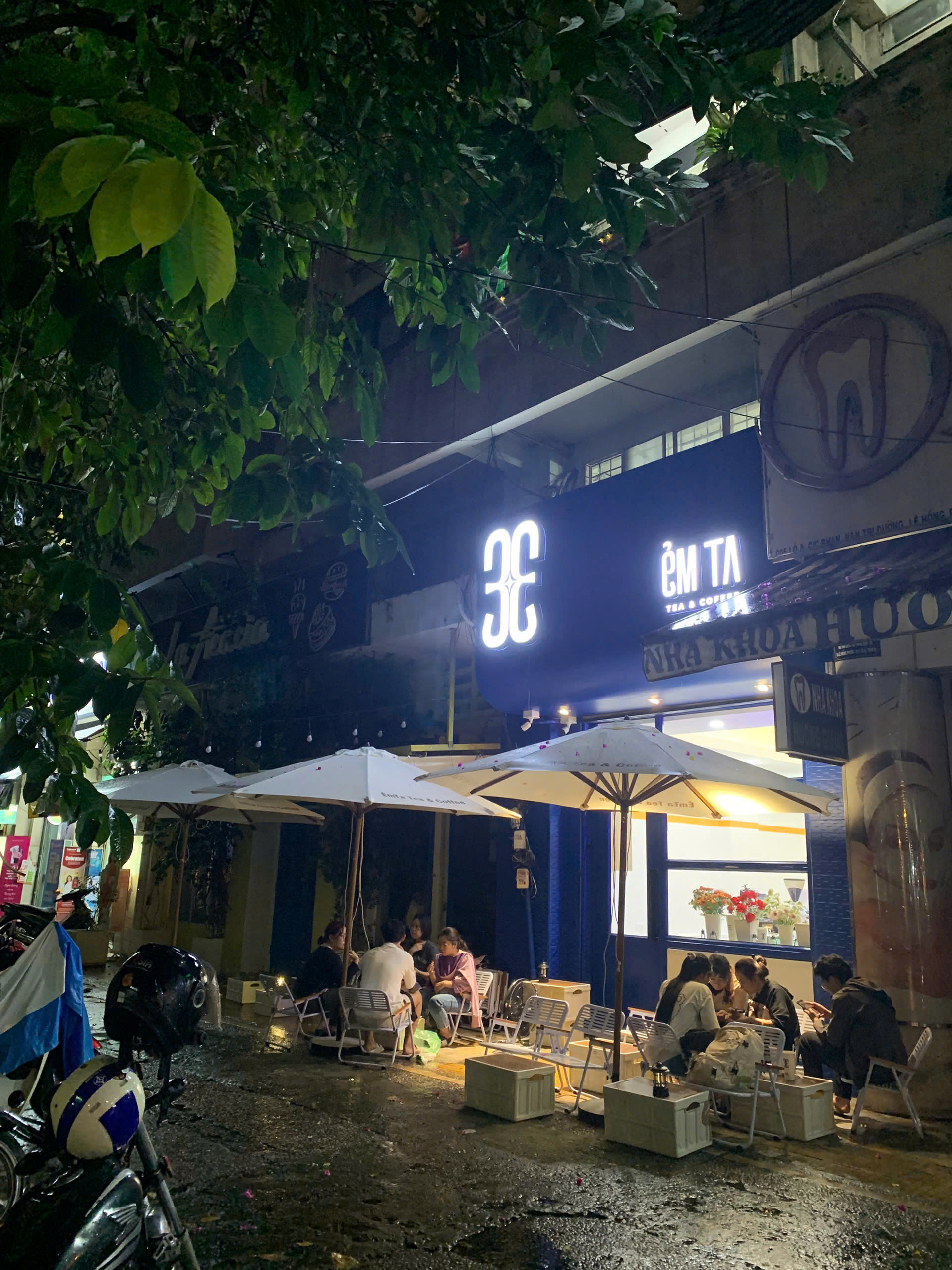 Sang gấp quán cafe trà sữa ngay Lê Hồng Phong Quận 5