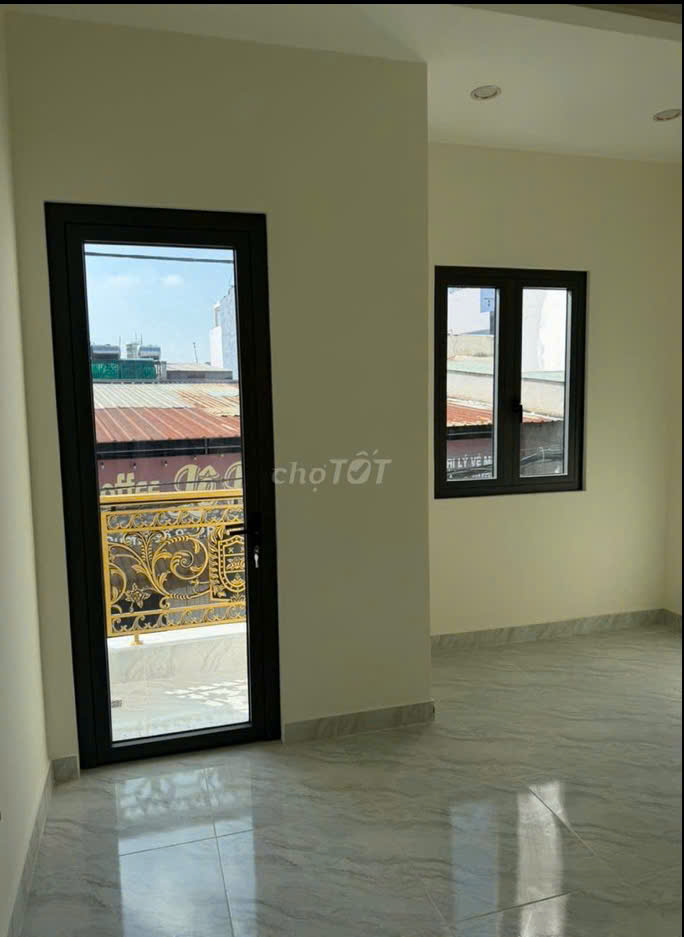 Bán nhà mới 100% 1 trệt 3 lầu tại Đường số 9, P. BHH, Bình Tân