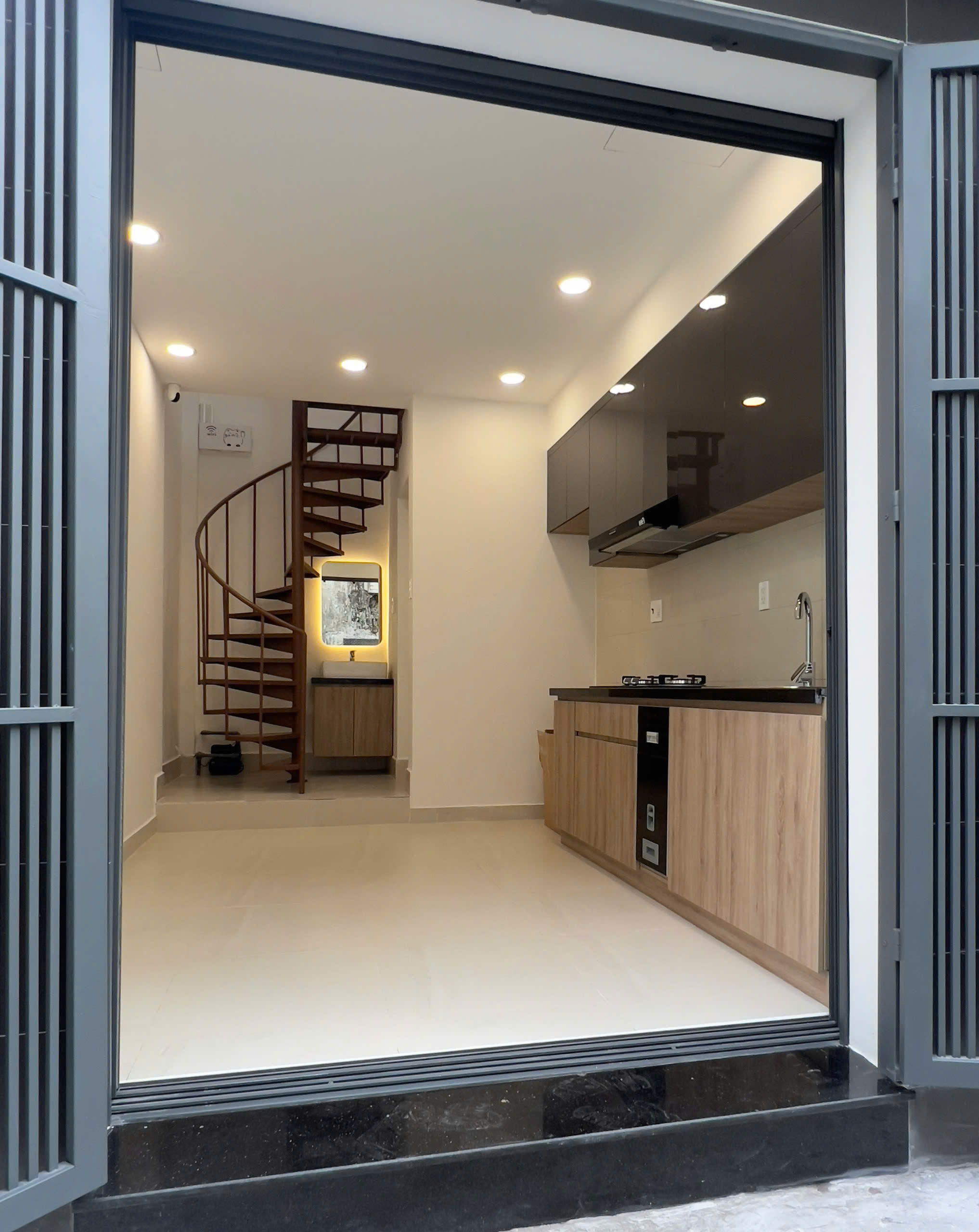 Cho thuê nhà mới tinh Full nội thất tại Nguyễn Duy P12 Q8
