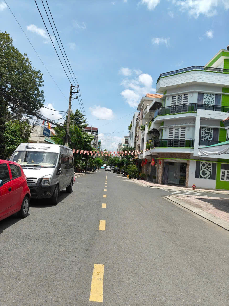 Bán căn góc mặt tiền khu Tên Lửa Bình Tân 4 tầng siêu đẹp