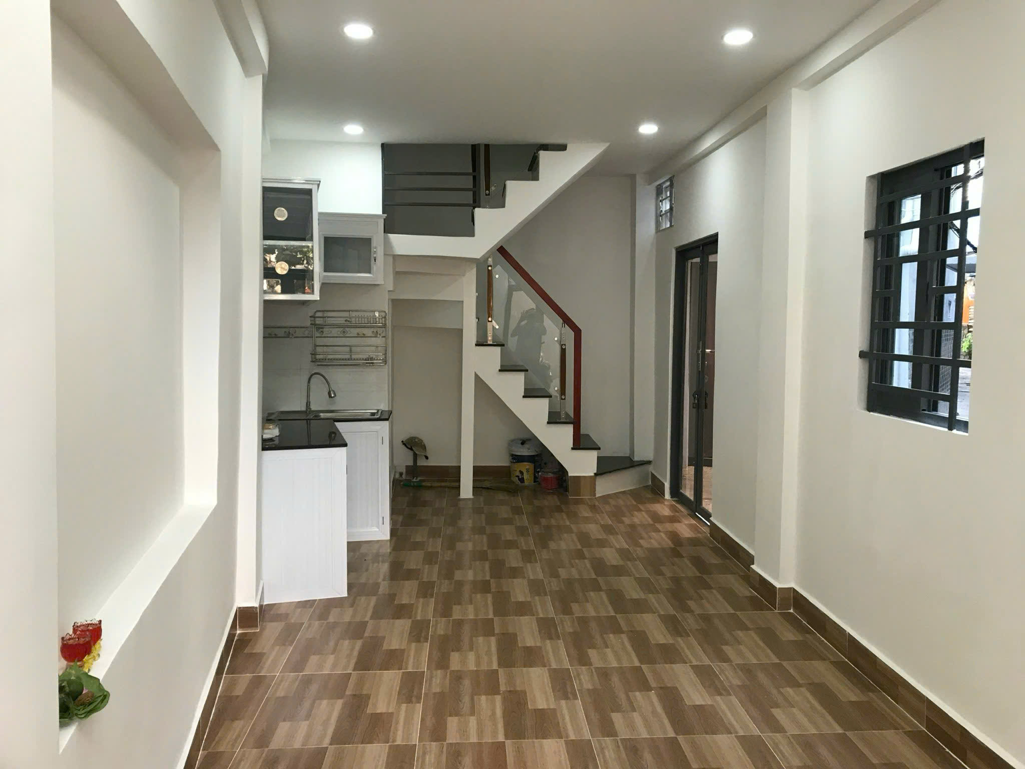 Bán nhà hẻm xe tải Trần Hưng Đạo P2 Q5 đúc 3 tầng