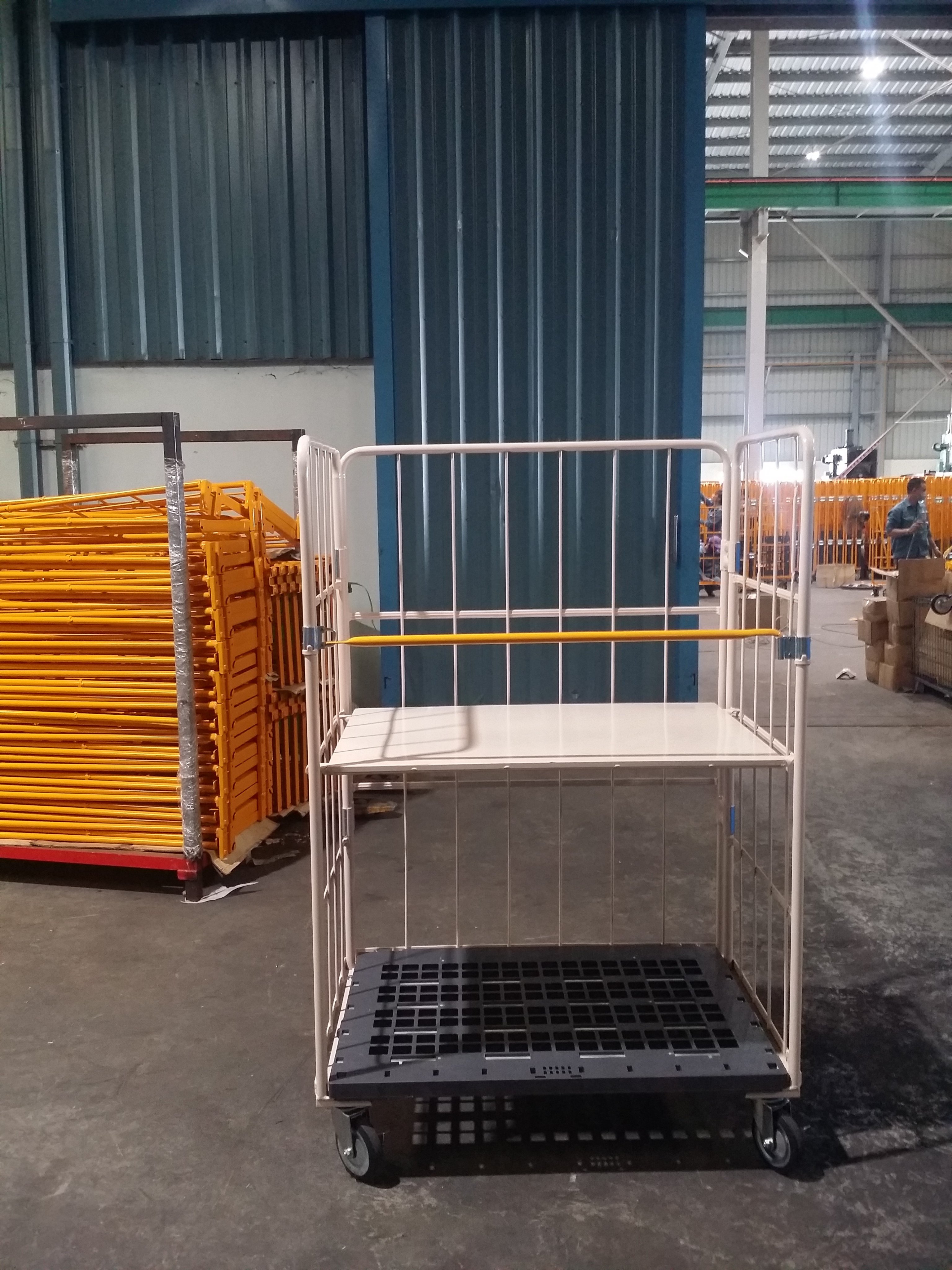 XE ĐẨY LỒNG THÉP- ALO 0905 992 646 để được tư vấn và báo giá