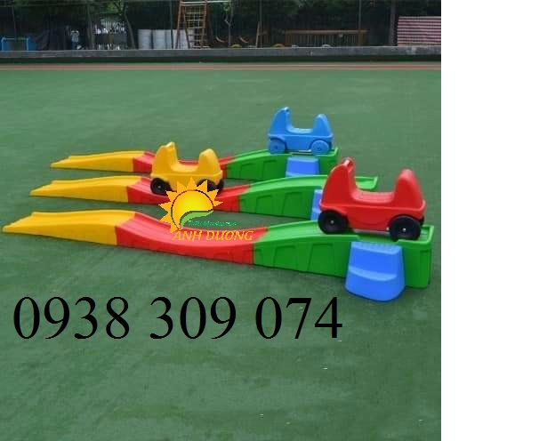 Xe trượt dốc dành cho bé có đường ray-xe chòi chân