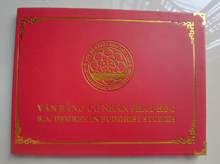 Bìa đựng bằng tốt nghiệp giá rẻ tphcm, bìa cứng đựng bằng 